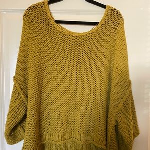 Free People Sweater size small gently used